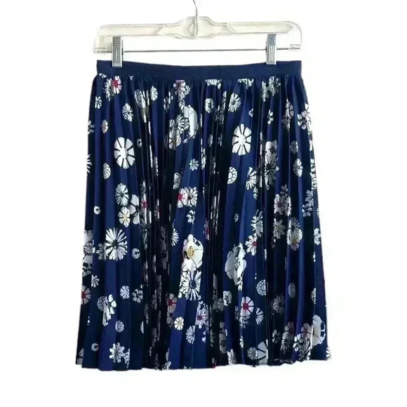 Jason Wu for Target Size 2 Navy Blue White Floral Pleated Skirt Cute Summer Fun - Picture 2 of 8